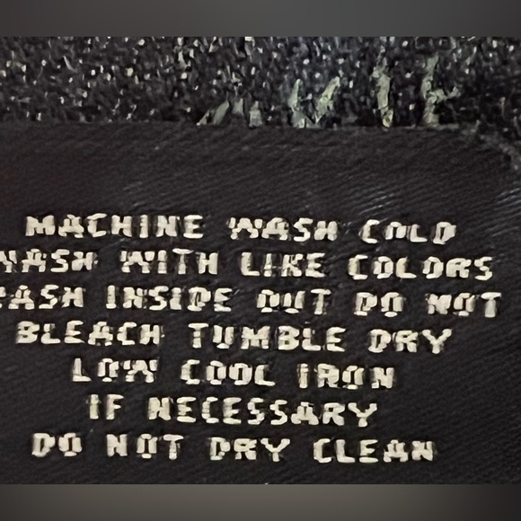 Liz Claiborne Jackie Jeans. Excellent condition. Women’s size 10 Regular. - Picture 8 of 8